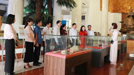 Phú Thọ trưng bày hơn 500 tài liệu, hiện vật về thời đại Hùng Vương