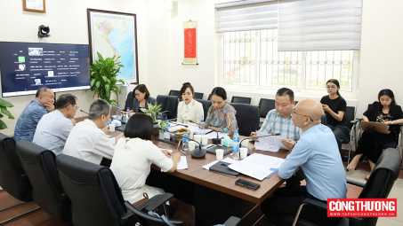 Phát huy vai trò của các Hiệp hội trong triển khai Chiến lược phát triển dịch vụ logistics Việt Nam