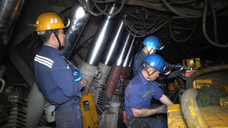 Khối Cơ khí TKV đạt doanh thu hơn 982 tỷ đồng trong Quý I/2026