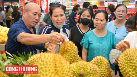 Nghị quyết của Chính phủ: Kích cầu tiêu dùng trong nước, đẩy mạnh Cuộc vận động "Người Việt Nam ưu tiên dùng hàng Việt Nam"