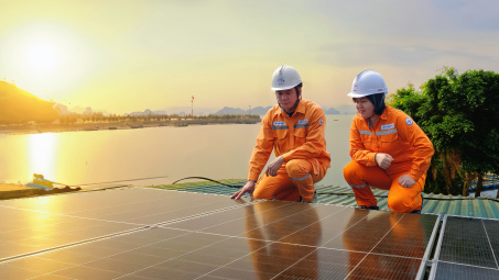Điện mặt trời mái nhà tại Quảng Ninh: Xu thế tất yếu và lời giải cho bài toán năng lượng bền vững