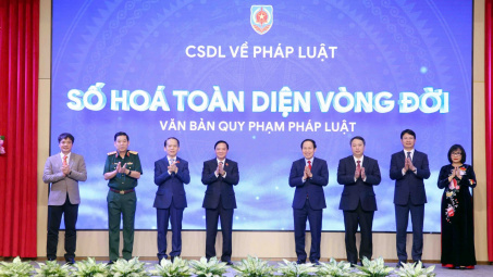 Tập đoàn FPT đồng hành cùng Bộ Tư pháp ứng dụng công nghệ số và AI sẵn sàng tổng rà soát văn bản quy phạm pháp luật