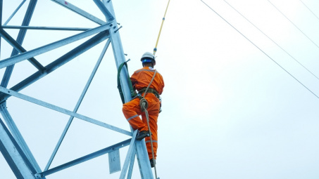 Nâng cao năng lực ứng phó: Chuỗi diễn tập Phòng chống thiên tai và Tìm kiếm cứu nạn tại Công ty Điện lực Quảng Ninh