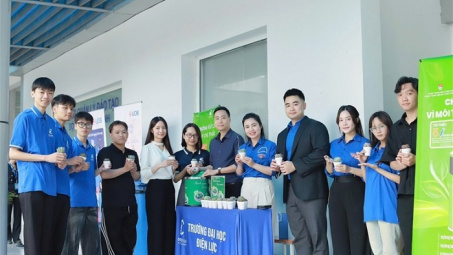 Tuổi trẻ Trường Đại học Điện lực lan tỏa thông điệp sống xanh