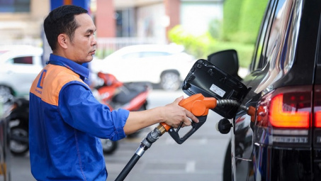 Đề xuất kéo dài việc giảm thuế nhập khẩu một số mặt hàng xăng dầu về 0% đến 30/6/2026