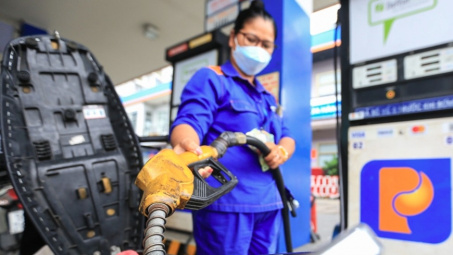 Kỳ điều hành giá xăng dầu ngày 9/4: Tiếp tục giảm mạnh