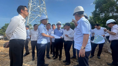 Thứ trưởng Nguyễn Hoàng Long kiểm tra các công trình điện tại Phú Quốc phục vụ APEC 2027