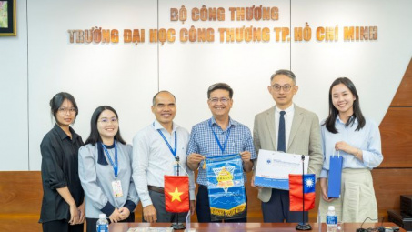 Trường Đại học Công Thương TP. Hồ Chí Minh nhận gần 100 triệu đồng học bổng từ TECO