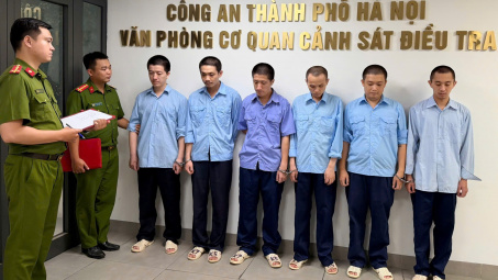 Bóc gỡ đường dây buôn lậu gần 300kg vàng từ Hồng Kông