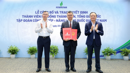 Công bố và trao quyết định Tổng Giám đốc Petrovietnam