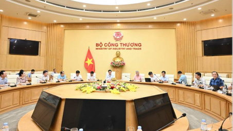 Bộ trưởng Lê Mạnh Hùng: Huy động tối đa các nguồn lực, bảo đảm không để xảy ra thiếu điện trong mọi tình huống