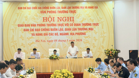Buôn lậu, hàng giả “dịch chuyển” lên không gian mạng: Cảnh báo những đường dây tinh vi xuyên biên giới