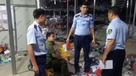 Hà Nội xử lý hơn 1.200 vụ buôn lậu, hàng giả trong tháng 5