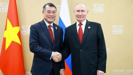 Thủ tướng Chính phủ Lê Minh Hưng hội kiến Tổng thống Nga Vladimir Putin