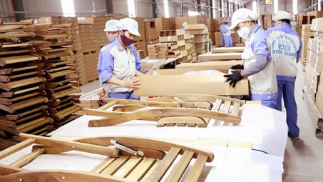 Xuất khẩu gỗ và sản phẩm gỗ vượt 7 tỷ USD