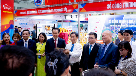 Sắp diễn ra Hội chợ thương mại Việt - Lào 2026