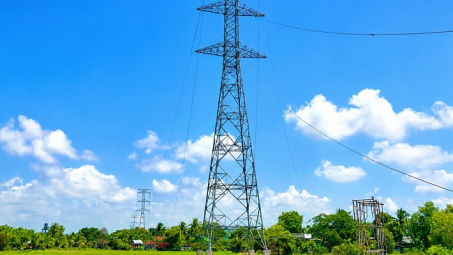 Cần sớm tháo gỡ điểm nghẽn các dự án truyền tải điện để bảo đảm điện cho TP. Hồ Chí Minh