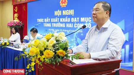 Phó Thủ tướng Thường trực giao các nhiệm vụ trọng tâm để thúc đẩy xuất khẩu đạt mục tiêu tăng trưởng hai con số