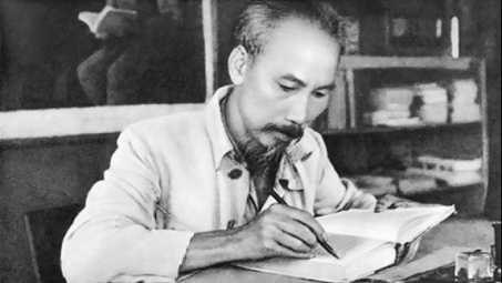 Vận dụng tư tưởng Hồ Chí Minh về kết hợp sức mạnh dân tộc với sức mạnh thời đại để phát triển kinh tế Việt Nam độc lập, tự chủ trong kỷ nguyên vươn mình