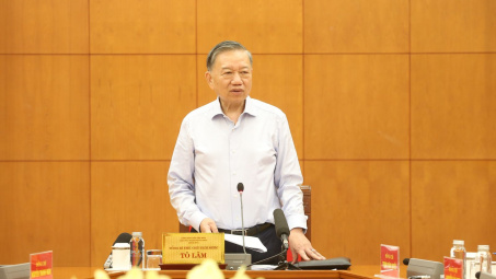 Chuyển từ ứng phó thiên tai sang quản trị rủi ro thiên tai