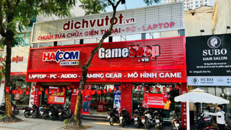 Tư vấn công nghệ 1-1: Vì sao vẫn là "điểm chạm" quan trọng khi mua laptop?