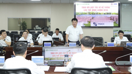 EVN và Vinachem trao đổi định hướng hợp tác về pin lưu trữ năng lượng