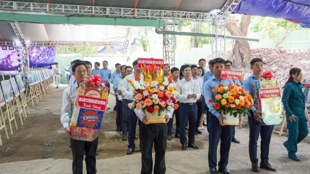 Phân Bón Miền Nam thành kính dâng hương tưởng niệm các Anh hùng liệt sĩ