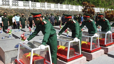Huy động toàn dân tham gia công tác tìm kiếm, quy tập hài cốt liệt sĩ