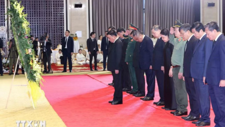 Thường trực Ban Bí thư Trần Cẩm Tú dự Lễ truy điệu đồng chí Xaysomphone Phomvihane