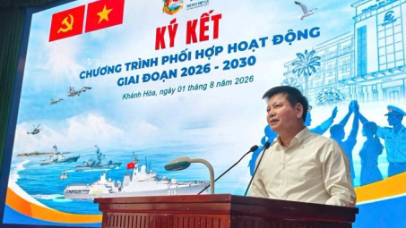 Trường Đại học Điện lực và Lữ đoàn 162 tăng cường phối hợp giáo dục truyền thống, biển đảo