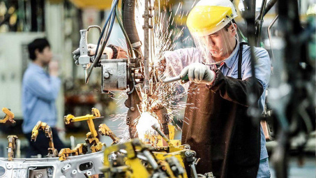 Thúc đẩy tăng trưởng gắn với ổn định vĩ mô, bảo đảm các cân đối lớn của nền kinh tế