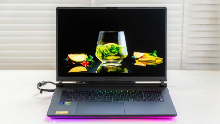 ASUS Republic of Gamers ra mắt ROG Strix SCAR 18 tại Việt Nam