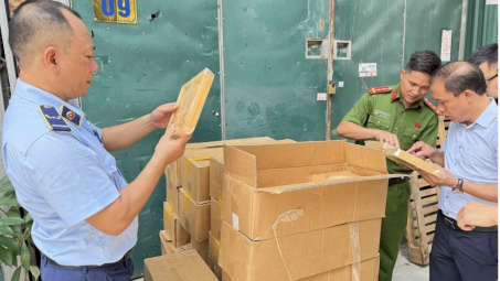 Hà Nội: Phát hiện cơ sở kinh doanh thực phẩm vi phạm, tạm giữ hơn 7.500 bánh
