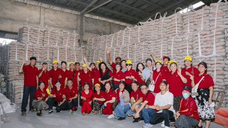Lân Văn Điển - Hoàng Ngân tăng cường liên kết với hệ thống phân phối