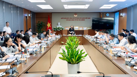 Uỷ ban Kinh tế và Tài chính thẩm tra sơ bộ dự án Luật Giao dịch hàng hoá phái sinh