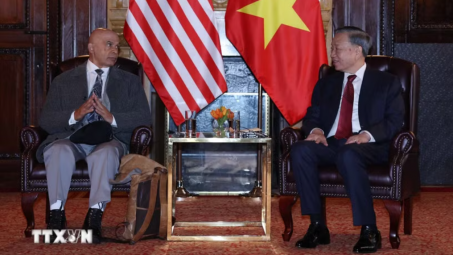 Tổng Bí thư, Chủ tịch nước Tô Lâm gặp Ban Lãnh đạo Đảng Cộng sản Hoa Kỳ