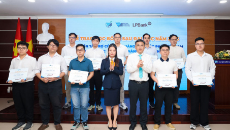 LPBank trao 43 suất học bổng sau đại học, tiếp sức nguồn nhân lực khoa học – công nghệ