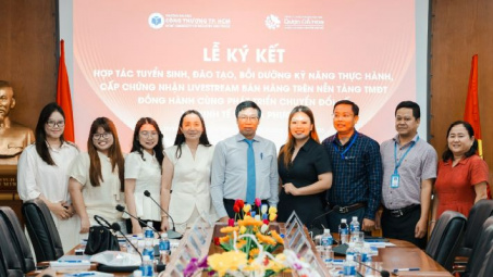 HUIT ký kết hợp tác với Công ty TNHH Dược Cỏ Hoa