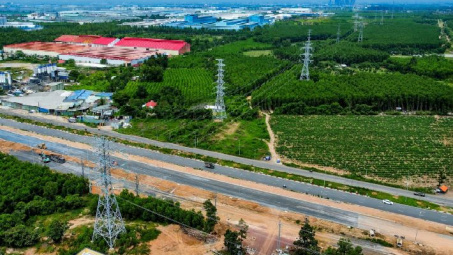EVNNPT bảo đảm truyền tải điện an toàn, ổn định trong kỳ nghỉ Lễ Quốc khánh 2/9