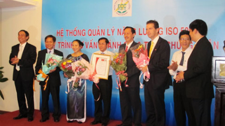 ECC HCMC: Trao chứng chỉ Hệ thống quản lý năng lượng ISO 50001