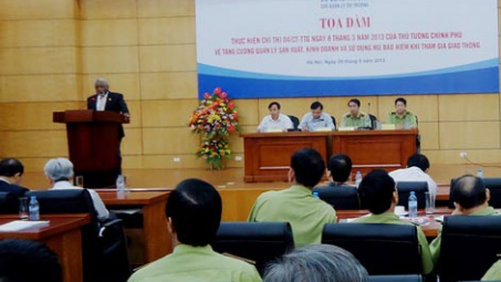 Chống mũ bảo hiểm giả cần cả cộng đồng vào cuộc