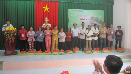 Mô hình điểm gia đình tiết kiệm năng lượng