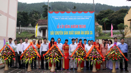 Dây chuyền sản xuất bánh ăn giữa ca cho công nhân
