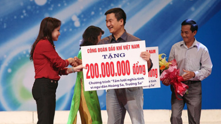 Liên hoan nghệ thuật quần chúng 2013