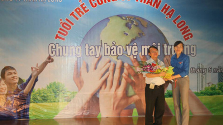 Than Hạ Long nâng cao nhận thức bảo vệ môi trường