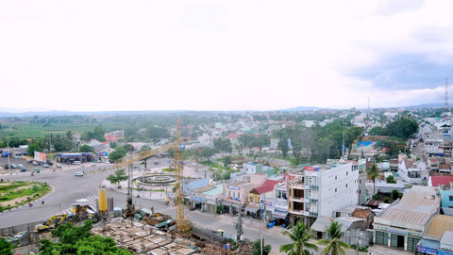Đổi thay lưới điện thành phố Kon Tum