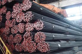 Giá thép Trung Quốc giảm do tăng trưởng sản xuất Trung Quốc xuống thấp