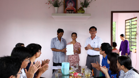 KDK bàn giao nhà tình thương 
