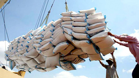 Việt Nam xuất khẩu hơn 1 triệu tấn gạo sang Trung Quốc trong 5 tháng đầu năm