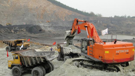 Than Núi Hồng: Nhiều giải pháp linh hoạt trong sản xuất và tiêu thụ than